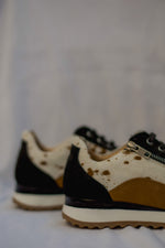 Load image into Gallery viewer, Cow Print Sneakers

