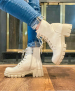 Load image into Gallery viewer, Cream Cray Boot
