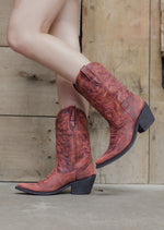 Load image into Gallery viewer, Vintage Rojo Boots
